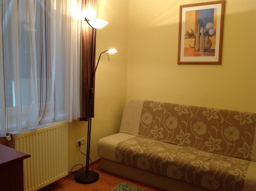 Apartment Villa Attila Hévíz Oda fotoğraf